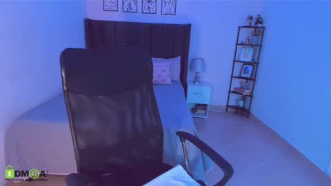 Snapshot of maite_kanes chatting on 05/16/26, 11:36 Maite online show from 05/16/26, 11:36