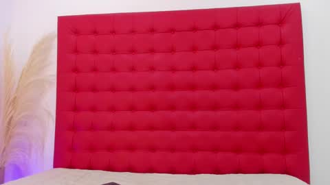 maite_smith69 online show from 03/07/25, 12:23