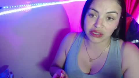 Hello friends Im on another account    online show from 12/27/24, 03:20