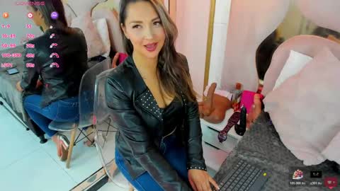 Snapshot of maiyajoness chatting on 06/06/26, 05:01 maiyajoness online show from 06/06/26, 05:01