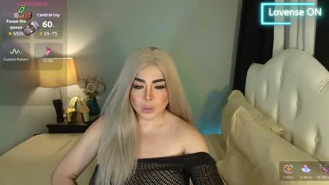 Snapshot of majestydannaxx chatting on 07/02/26, 02:33 majestydannaxx online show from 07/02/26, 02:33