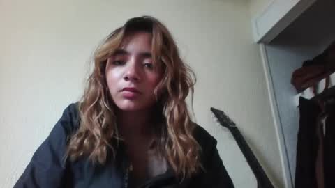 Snapshot of majo_gomezz chatting on 09/18/25, 05:15 majo_gomezz online show from 09/18/25, 05:15