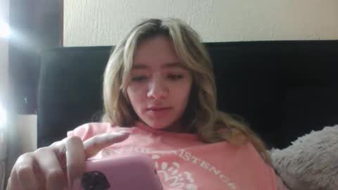 majo_gomezz online show from 11/13/25, 12:20