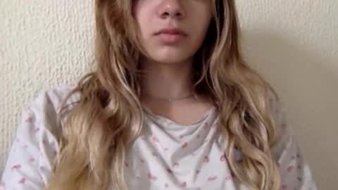 majo_gomezz online show from 06/01/26, 03:03