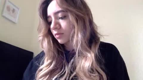 Snapshot of majo_gomezz chatting on 06/05/26, 05:07 majo_gomezz online show from 06/05/26, 05:07