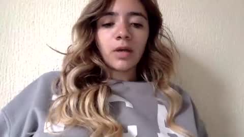 Snapshot of majo_gomezz chatting on 07/10/26, 03:58 majo_gomezz online show from 07/10/26, 03:58
