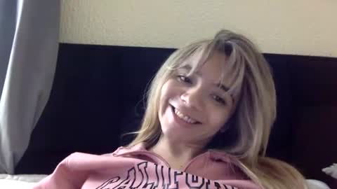 Snapshot of majo_gomezz chatting on 07/17/26, 03:24 majo_gomezz online show from 07/17/26, 03:24
