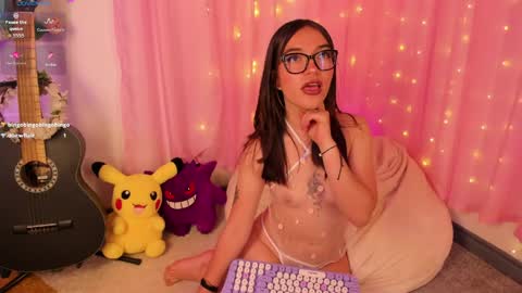 Snapshot of majo_prettty chatting on 04/07/26, 10:53 Majo Pretty online show from 04/07/26, 10:53