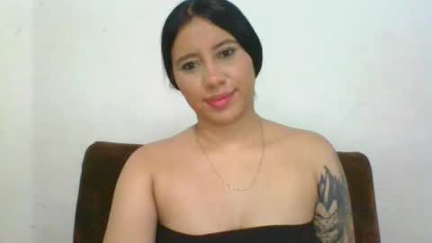 Snapshot of majo_rose chatting on 02/17/25, 10:47 MAJO ROSE online show from 02/17/25, 10:47