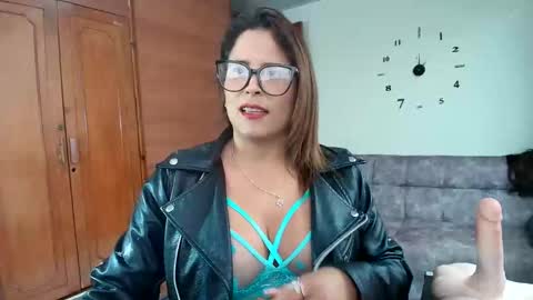 Snapshot of majo_soussa chatting on 05/19/26, 03:07 Majo Soussa online show from 05/19/26, 03:07