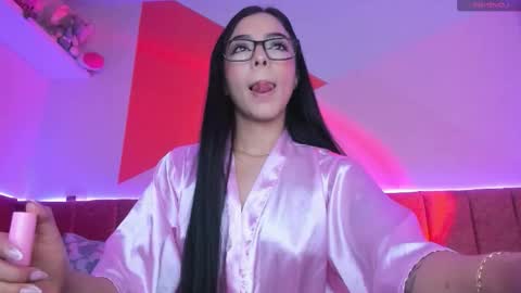 Snapshot of majoogomez chatting on 03/04/26, 09:59 Majo Gomez online show from 03/04/26, 09:59