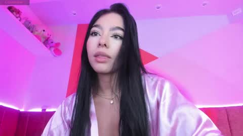 Snapshot of majoogomez chatting on 04/27/26, 11:08 Majo Gomez online show from 04/27/26, 11:08