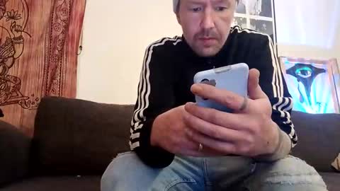 Snapshot of majorxoxo chatting on 11/17/25, 09:09 majorxoxo online show from 11/17/25, 09:09