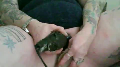 Snapshot of make_me_cum_69x chatting on 01/18/26, 07:28 make_me_cum_69x online show from 01/18/26, 07:28