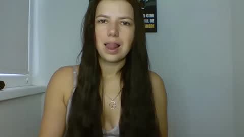 make_mesmile online show from 09/26/25, 06:17