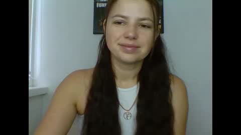 make_mesmile online show from 10/04/25, 06:55