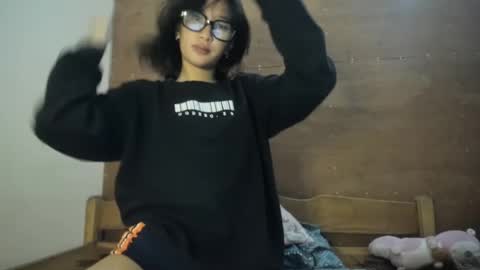 Ling and John online show from 03/12/25, 03:51