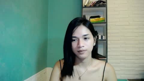 Snapshot of makememoan4uxoxo chatting on 06/22/26, 11:46 makememoan4uxoxo online show from 06/22/26, 11:46