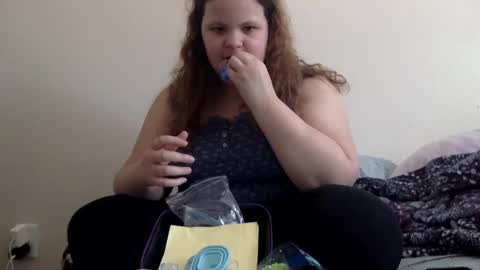 makemesquirt06 online show from 09/24/25, 09:51