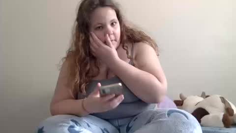 makemesquirt06 online show from 10/15/25, 06:41