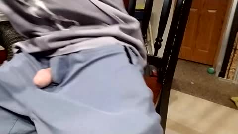 Snapshot of makemypantstightasfuck chatting on 02/13/25, 10:55 makemypantstightasfuck online show from 02/13/25, 10:55