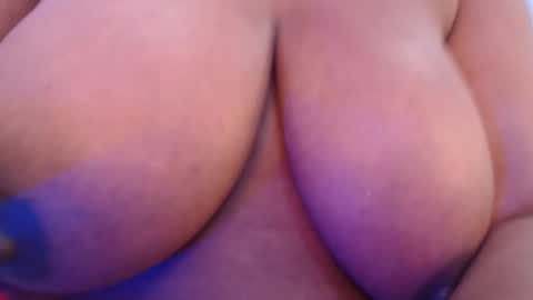 Snapshot of makena_gh chatting on 02/10/25, 06:09 makena online show from 02/10/25, 06:09