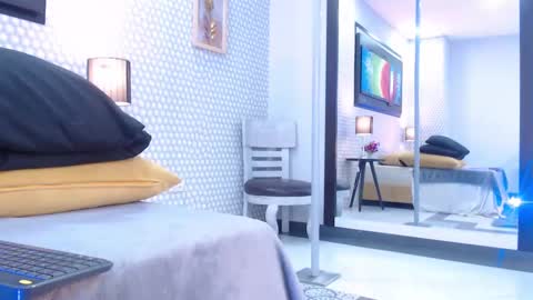 Snapshot of makena_gh chatting on 02/11/25, 06:08 makena online show from 02/11/25, 06:08