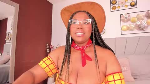 Snapshot of makena_gh chatting on 10/26/25, 04:29 makena online show from 10/26/25, 04:29