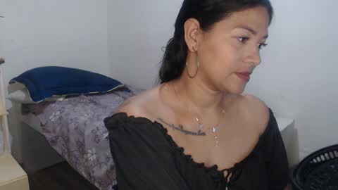 MAKENNAA online show from 01/19/25, 09:11