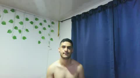 Snapshot of makenzy_darly chatting on 02/02/25, 11:11 Makenzy darly online show from 02/02/25, 11:11