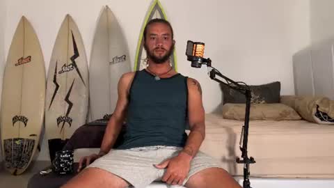 Mack  Makingmoans Twitter online show from 06/29/26, 02:07