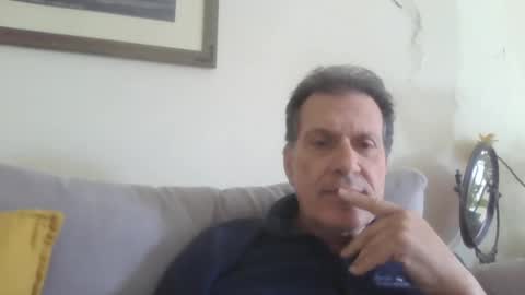 Snapshot of makis8989 chatting on 12/05/24, 10:01 makis8989 online show from 12/05/24, 10:01