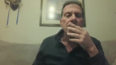 Snapshot of makis8989 chatting on 12/16/24, 07:48 makis8989 online show from 12/16/24, 07:48