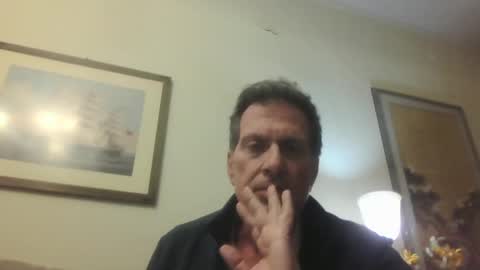 Snapshot of makis8989 chatting on 01/12/25, 03:36 makis8989 online show from 01/12/25, 03:36