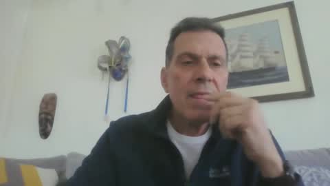 Snapshot of makis8989 chatting on 02/02/25, 08:24 makis8989 online show from 02/02/25, 08:24