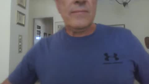 Snapshot of makis8989 chatting on 09/11/25, 08:36 makis8989 online show from 09/11/25, 08:36