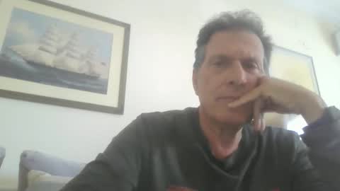 Snapshot of makis8989 chatting on 10/13/25, 12:27 makis8989 online show from 10/13/25, 12:27