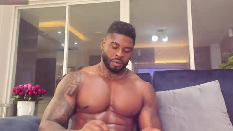 Snapshot of makonneen chatting on 02/24/25, 06:16 Makonnen online show from 02/24/25, 06:16