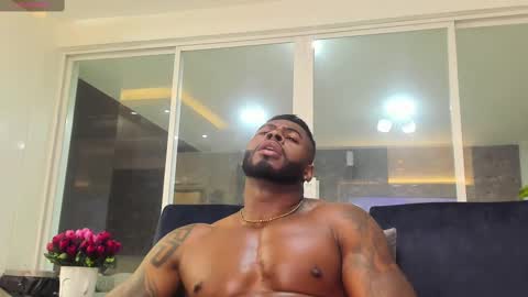 Snapshot of makonneen chatting on 02/25/25, 06:58 Makonnen online show from 02/25/25, 06:58