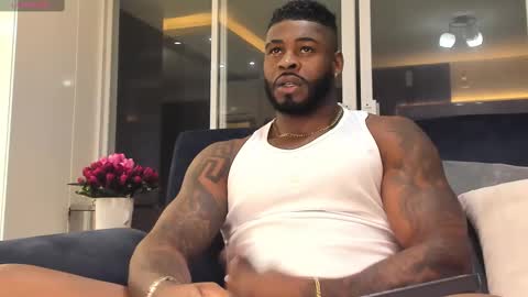 Snapshot of makonneen chatting on 03/09/25, 12:10 Makonnen online show from 03/09/25, 12:10