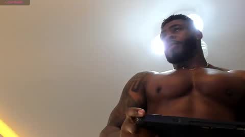 Snapshot of makonneen chatting on 03/10/25, 08:59 Makonnen online show from 03/10/25, 08:59