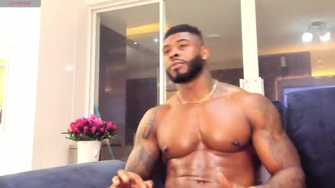 Snapshot of makonneen chatting on 03/11/25, 06:53 Makonnen online show from 03/11/25, 06:53