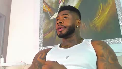 Snapshot of makonneen chatting on 10/12/25, 06:34 Makonnen online show from 10/12/25, 06:34