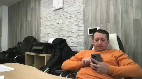 Snapshot of maks199402 chatting on 03/06/26, 07:16 maksoffice online show from 03/06/26, 07:16
