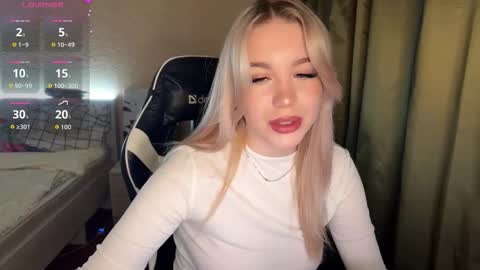 Snapshot of maksisisia chatting on 11/10/25, 04:39 maksisisia online show from 11/10/25, 04:39