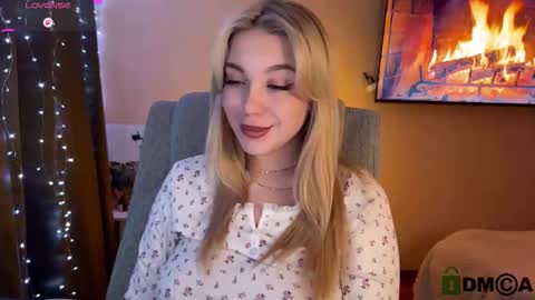 Snapshot of maksisisia chatting on 01/06/26, 06:00 maksisisia online show from 01/06/26, 06:00