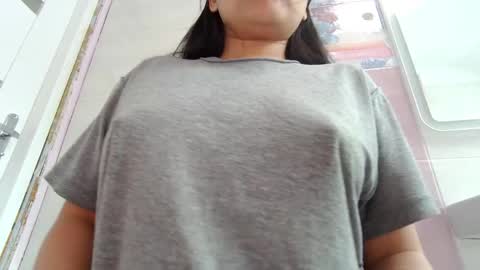 Snapshot of makulato chatting on 06/01/26, 01:02 Maya online show from 06/01/26, 01:02