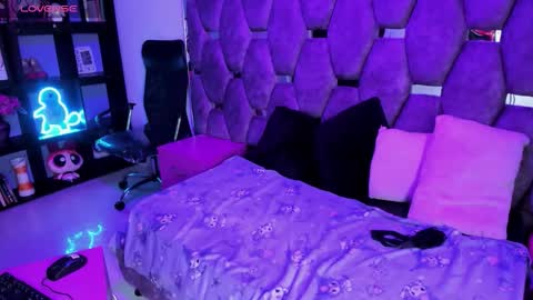 Snapshot of maky_coss chatting on 04/29/26, 02:21 maky_coss online show from 04/29/26, 02:21