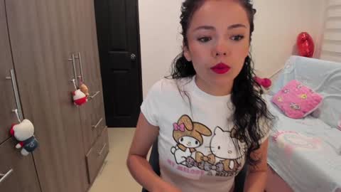 Snapshot of mal_norma chatting on 01/28/25, 11:17 Mal Norma online show from 01/28/25, 11:17