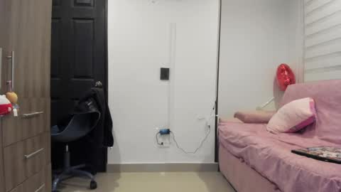 Snapshot of mal_norma chatting on 02/02/25, 12:09 Mal Norma online show from 02/02/25, 12:09